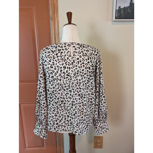 L Nine West Leopard Professional Top - Picture 2 of 3